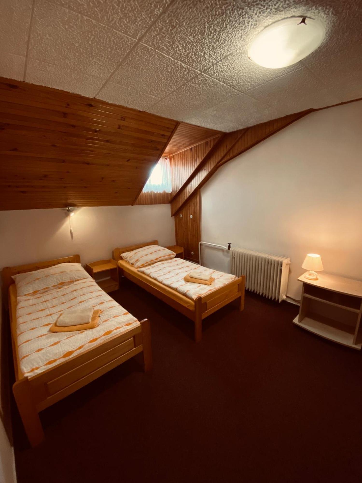 Dalmo Hotell Sedlec-Prcice Eksteriør bilde